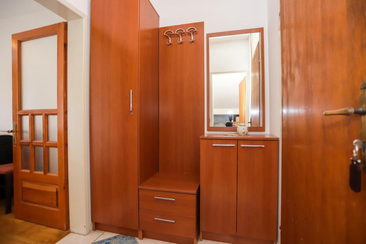 Apartments Cebra ヘルツェグ・ノヴィ エクステリア 写真