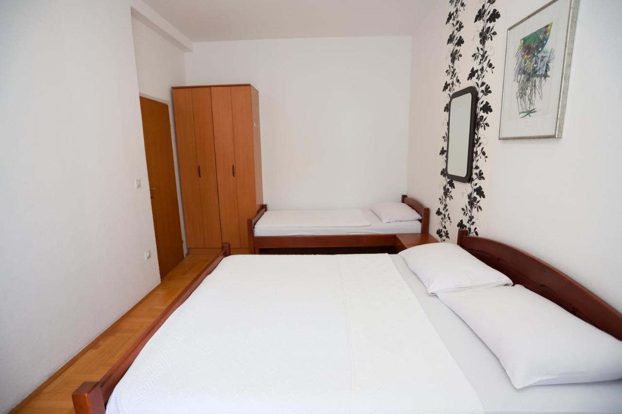 Apartments Cebra ヘルツェグ・ノヴィ エクステリア 写真