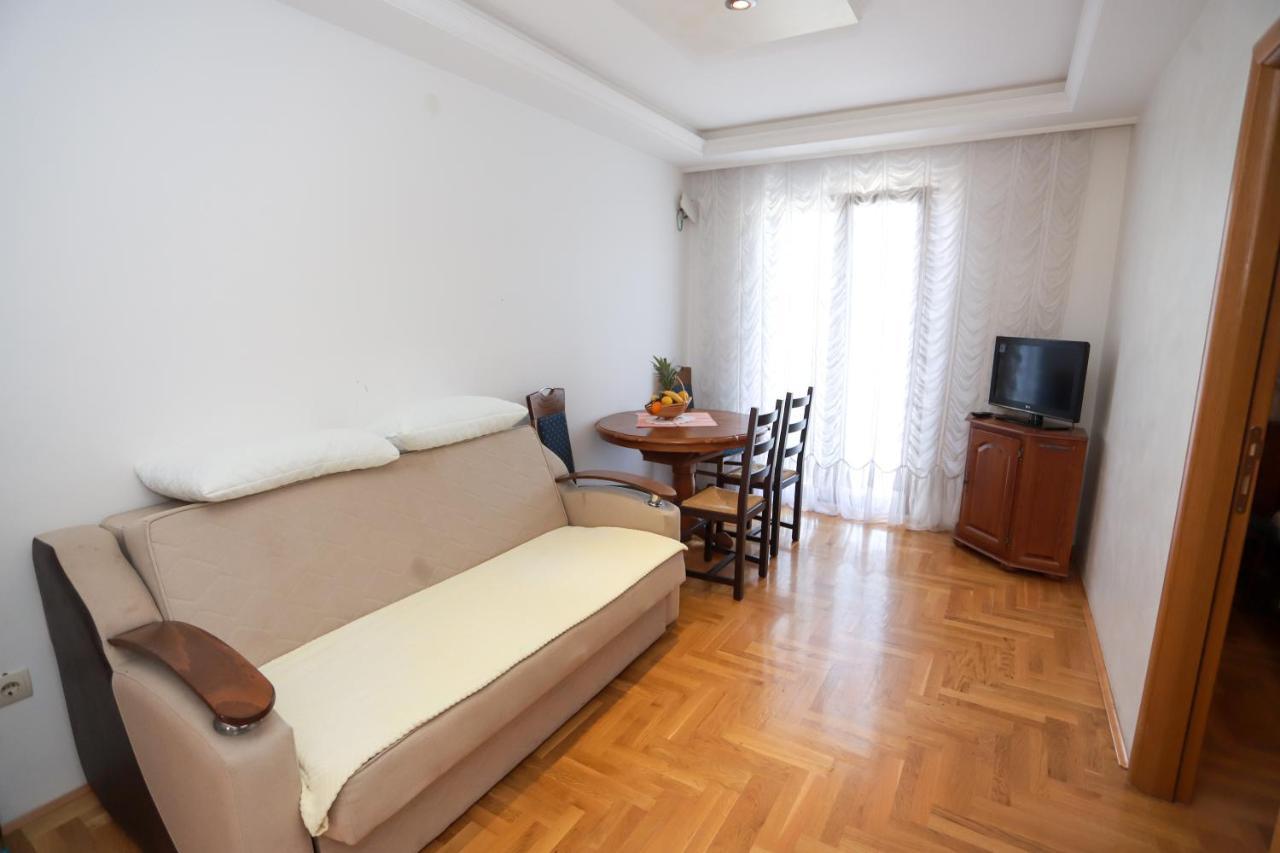 Apartments Cebra ヘルツェグ・ノヴィ エクステリア 写真